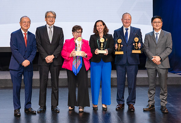 Minera Poderosa es reconocida con el Gran Premio Embajador del Japón por su liderazgo en el Modelo Kaizen (5S) en el país